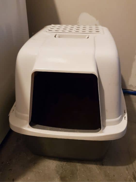 A litter box with a cover.