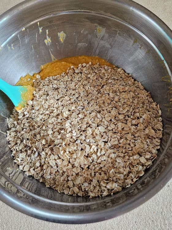 Oats added to wet ingredients.